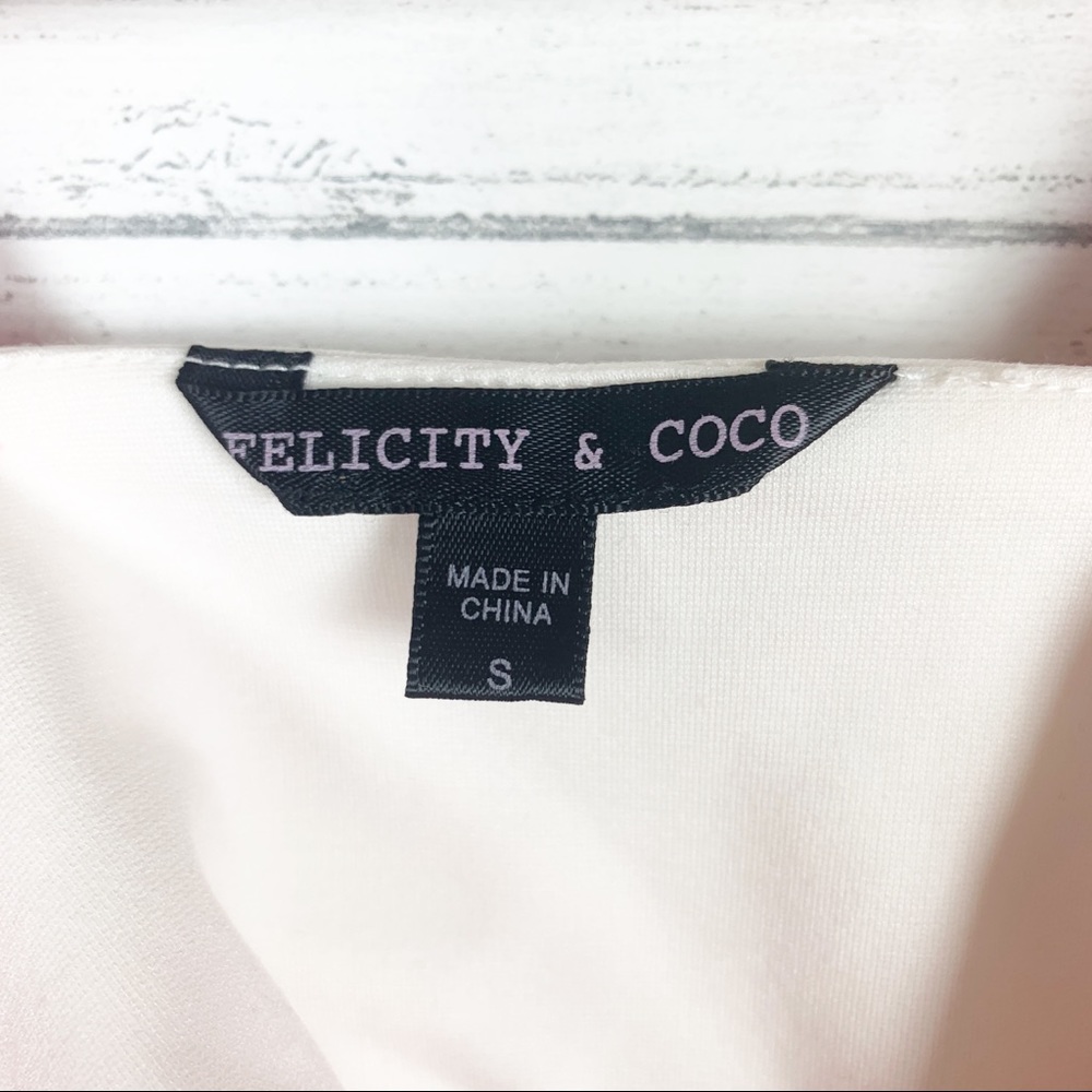 Coco & Felicity • Ruffle Back Shift Dress - Picture 3 of 7